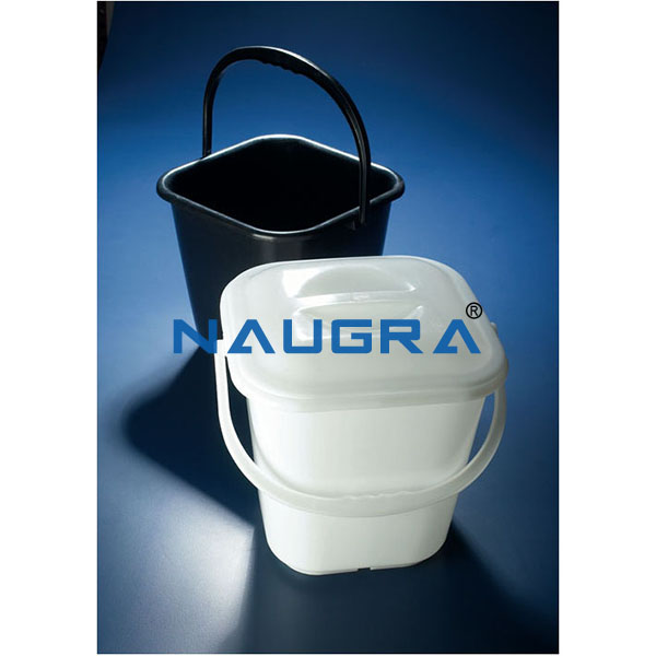 Lids for square buckets